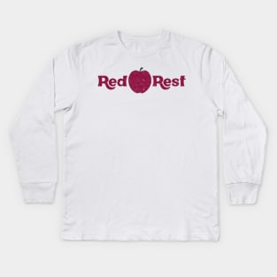 Red Apple Rest 2 Kids Long Sleeve T-Shirt